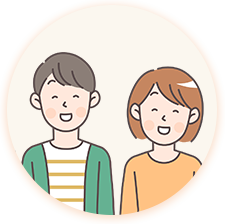 ニコニコ笑っている男女